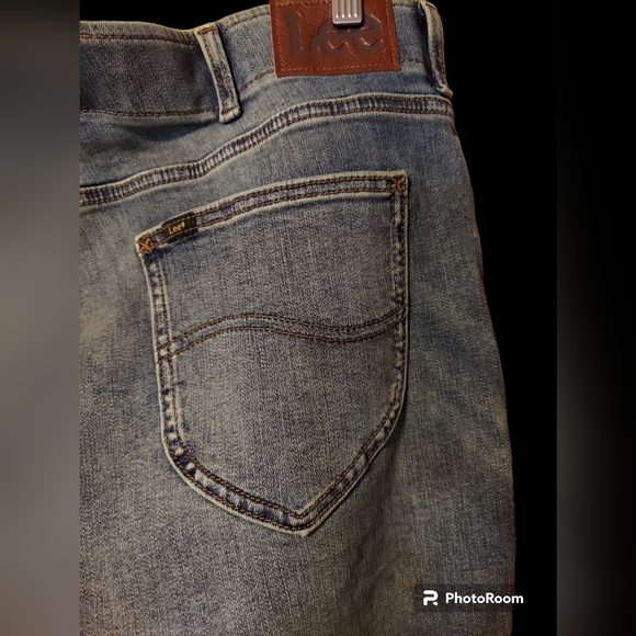 Lee Extreme Motion Straight Leg Jeans Men's Size 40 X 30 NWT - Picture 3 of 6